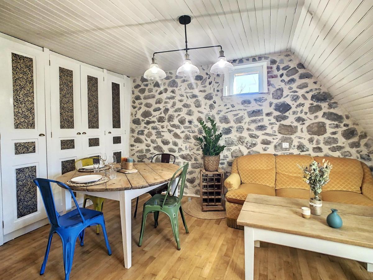 Apartament Le Grenier Du Buronnier Saint-Simon  Zewnętrze zdjęcie
